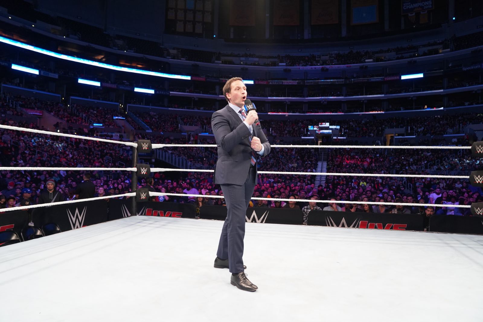 Jonny Loquasto announcing at WWE, Crypto.com Arena